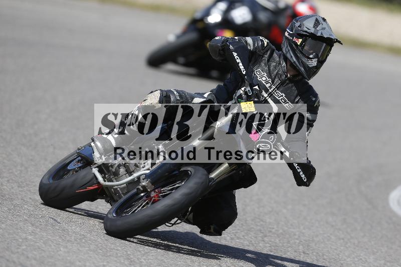 /08 17.04.2026  TZ Motorsport ADR/Gruppe gelb/200